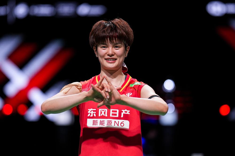 篮球之神乔丹传奇生涯全景回顾与辉煌瞬间解析